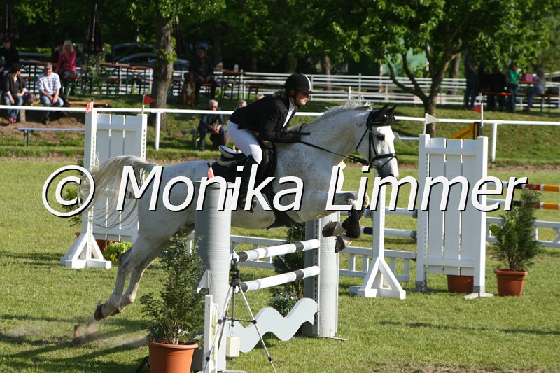 204M1799_Iwo_Stil Axx.JPG